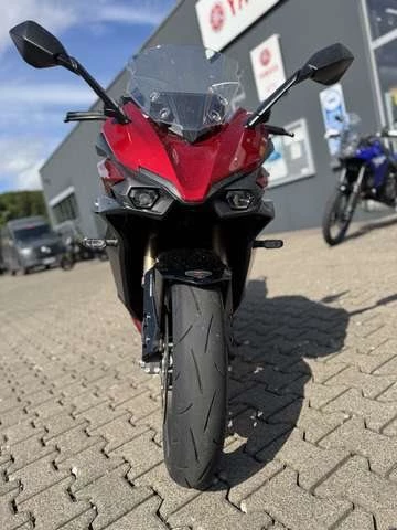 Suzuki GSX-S1000GT