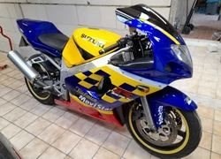 Gebrauchtmotorrad Suzuki GSX-R 600 - Bild 2