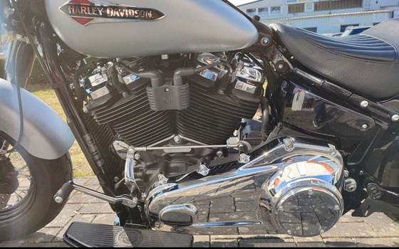 Gebrauchtmotorrad Harley-Davidson Softail Slim FLS - Bild 10