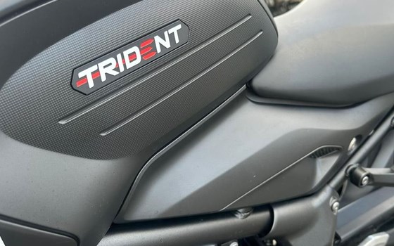 Gebrauchtmotorrad Triumph Trident 660 - Bild 5