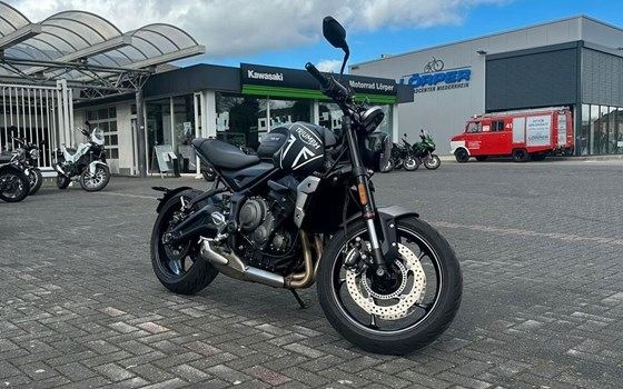 Gebrauchtmotorrad Triumph Trident 660 - Bild 9