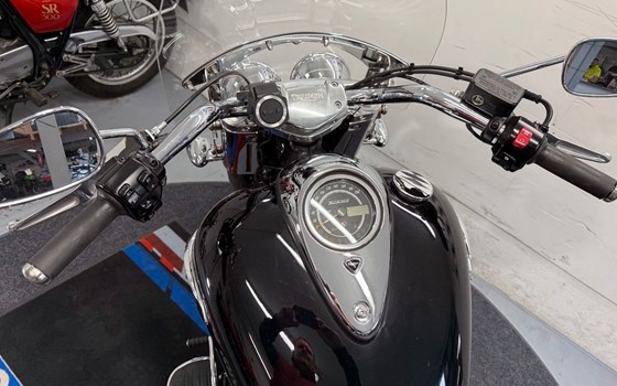 Gebrauchtmotorrad Triumph Thunderbird Commander - Bild 4