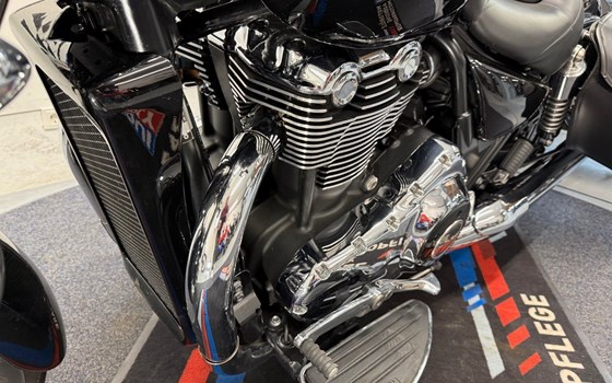 Gebrauchtmotorrad Triumph Thunderbird Commander - Bild 8