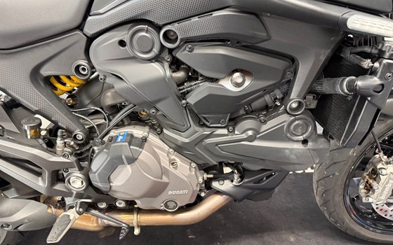 Gebrauchtmotorrad Ducati Monster + - Bild 4