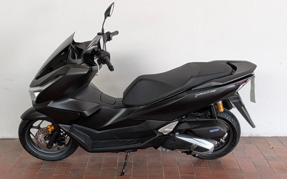 Gebrauchtmotorrad Honda PCX125 - Bild 1