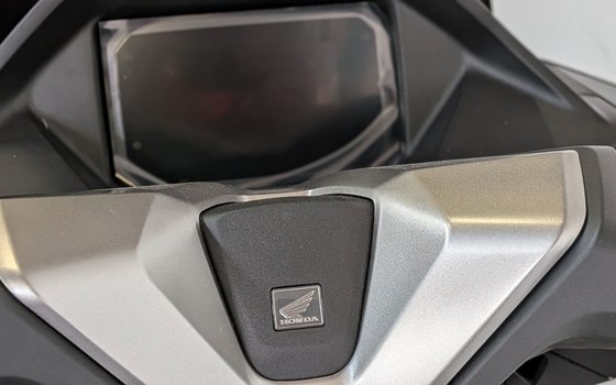 Gebrauchtmotorrad Honda PCX125 - Bild 6