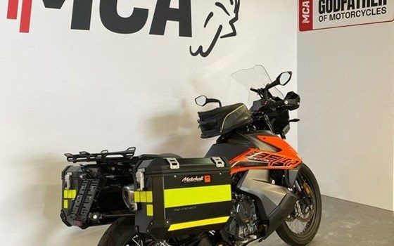 Gebrauchtmotorrad KTM 890 Adventure - Bild 2