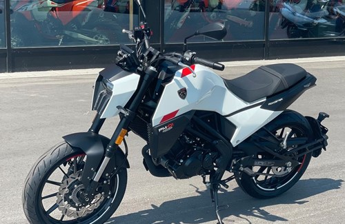 Neumotorrad Peugeot PM-01 125