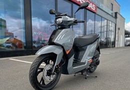 Neumotorrad Peugeot Tweet 200