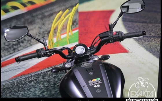 Gebrauchtmotorrad Yamaha XSR700 - Bild 9