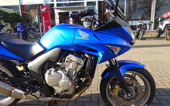 Gebrauchtmotorrad Honda CBF 600 S - Bild 3