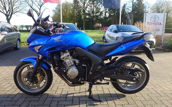 Gebrauchtmotorrad Honda CBF 600 S - Bild 6