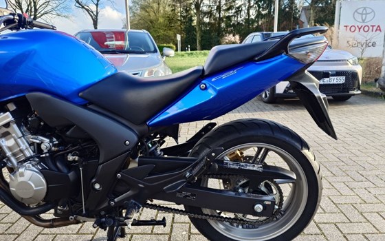 Gebrauchtmotorrad Honda CBF 600 S - Bild 8