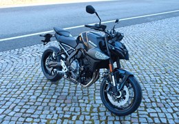 Neumotorrad Suzuki GSX-8S