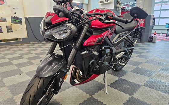 Gebrauchtmotorrad Triumph Street Triple 765 RS - Bild 1