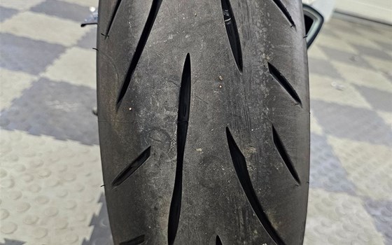 Gebrauchtmotorrad Triumph Street Triple 765 RS - Bild 6