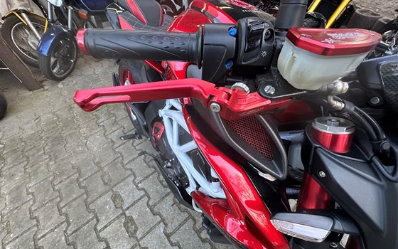 Gebrauchtmotorrad MV Agusta Brutale 800 RR - Bild 16