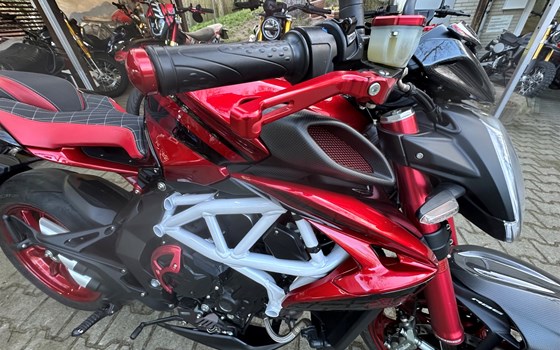 Gebrauchtmotorrad MV Agusta Brutale 800 RR - Bild 2