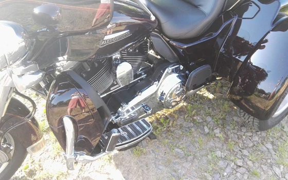 Gebrauchtmotorrad Harley-Davidson Tri Glide Ultra FLHTCUTG - Bild 6