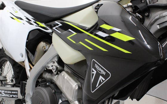 Neufahrzeug Triumph TF 250-E - Bild 7