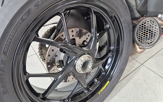 Gebrauchtmotorrad Ducati Panigale V2 - Bild 15