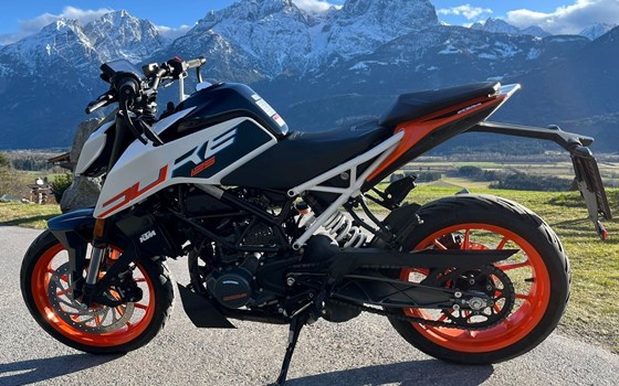 Gebrauchtmotorrad KTM 125 Duke - Bild 5