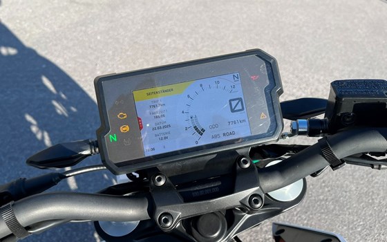 Gebrauchtmotorrad KTM 125 Duke - Bild 8