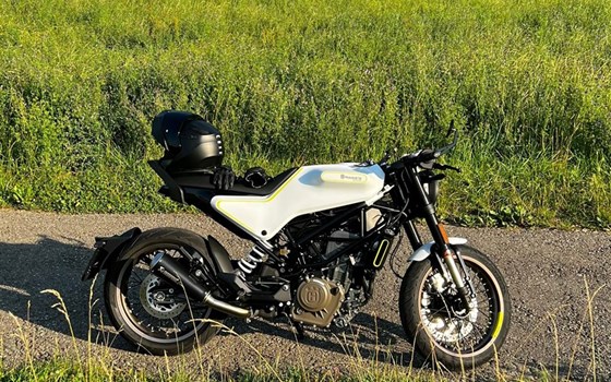 Motorrad Occasion Husqvarna Vitpilen 401 - Bild 4