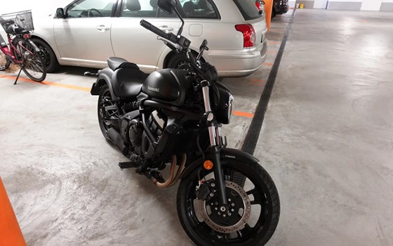 Motorrad Occasion Kawasaki Z650 RS - Bild 4