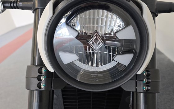 Neufahrzeug Benda Darkflag 500 Commander - Bild 12