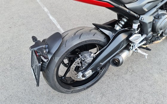 Gebrauchtmotorrad Triumph Trident 660 - Bild 4