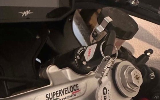 Gebrauchtmotorrad MV Agusta Superveloce 800 - Bild 8