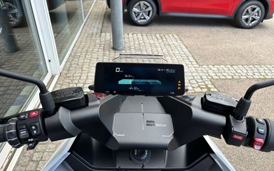 Gebrauchtmotorrad BMW CE 04 - Bild 7