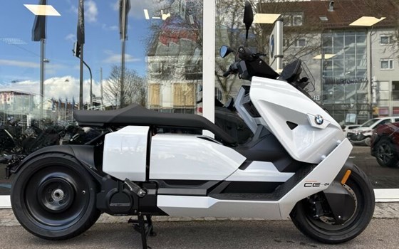 Gebrauchtmotorrad BMW CE 04 - Bild 1