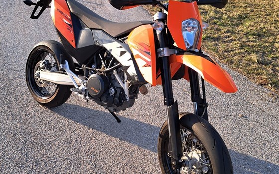 Gebrauchtmotorrad KTM 690 SMC - Bild 1