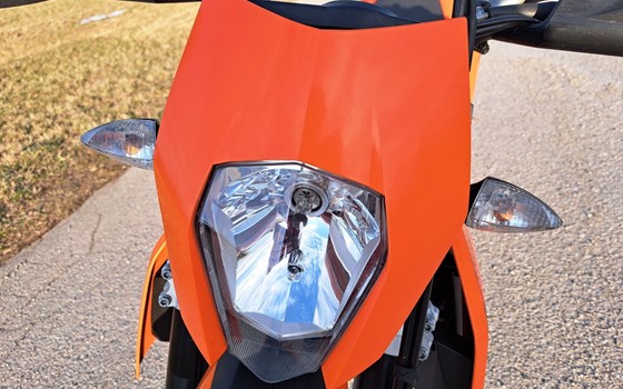 Gebrauchtmotorrad KTM 690 SMC - Bild 20
