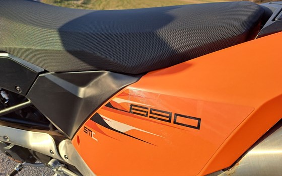 Gebrauchtmotorrad KTM 690 SMC - Bild 28