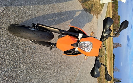 Gebrauchtmotorrad KTM 690 SMC - Bild 5