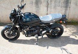 Neumotorrad Kawasaki Z900 RS Black Ball Edition