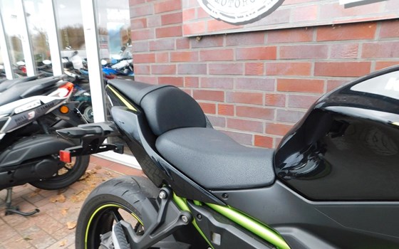 Gebrauchtmotorrad Kawasaki Z650 - Bild 17