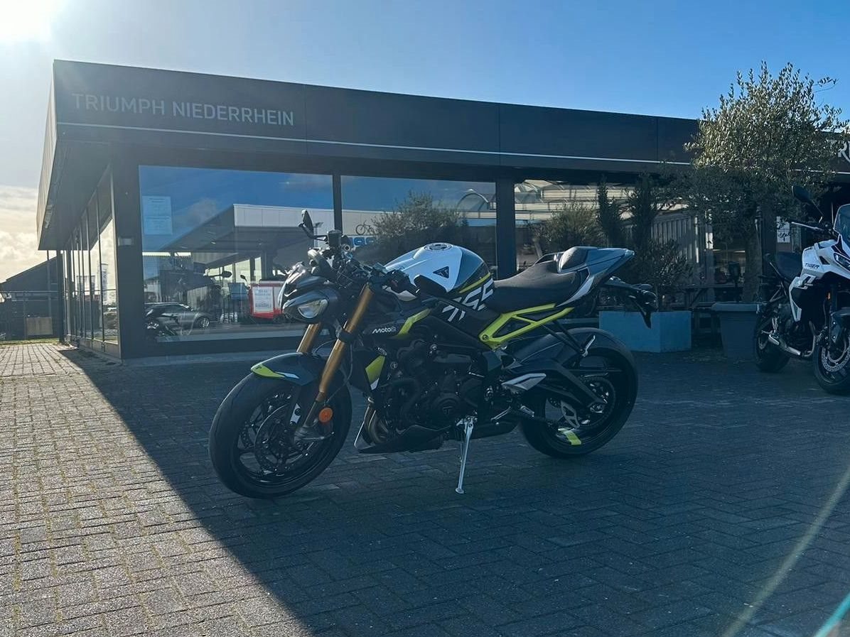Triumph Street Triple 765 Moto2 Edition