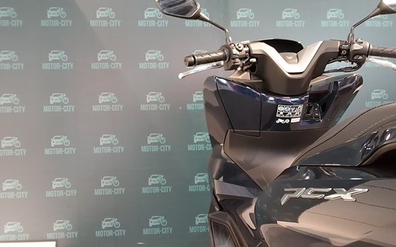 Gebrauchtmotorrad Honda PCX125 - Bild 5