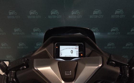 Gebrauchtmotorrad Honda PCX125 - Bild 7