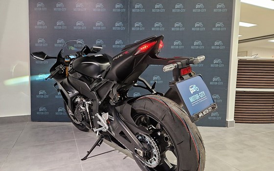 Neufahrzeug Honda CBR1000RR-R Fireblade SP - Bild 15