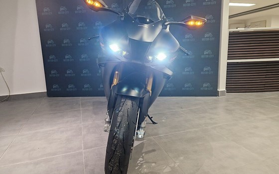 Neufahrzeug Honda CBR1000RR-R Fireblade SP - Bild 8
