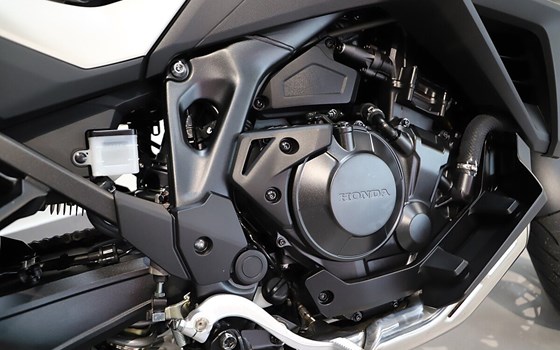 Neufahrzeug Honda NT1100 DCT Electronic Suspension - Bild 12