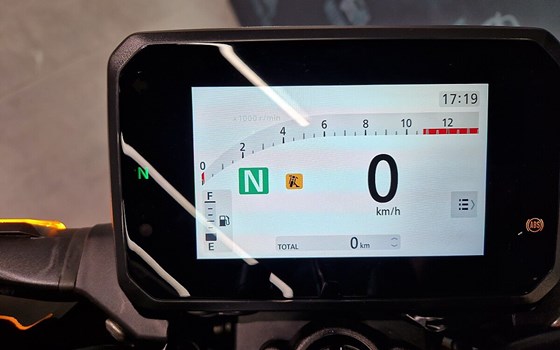 Neufahrzeug Honda CB125R - Bild 8