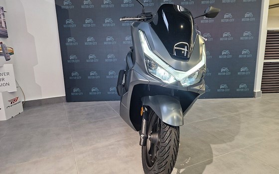 Gebrauchtmotorrad Honda PCX125 DX - Bild 6