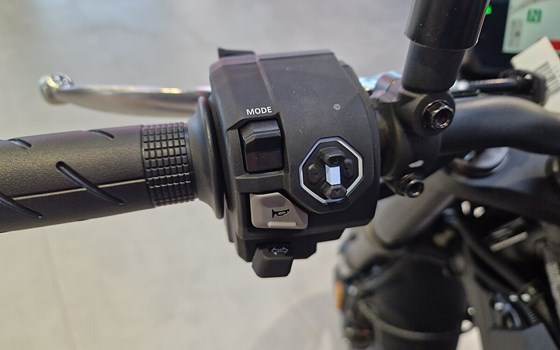 Neufahrzeug Honda CB750 Hornet - Bild 10