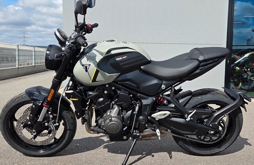 Neumotorrad Triumph Trident 660